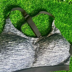 Victoria Sports Ra 36D Women's Black and Gray Sports Bra NWT